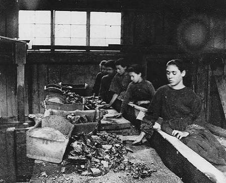 archival 1867 photograph of teenage girls working in a mine