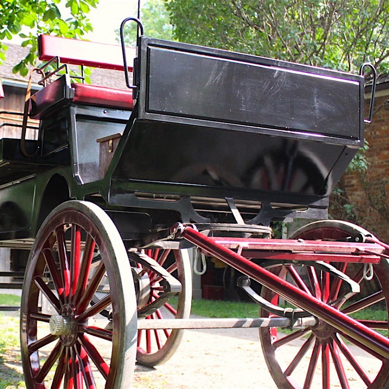 horse drawn wagon